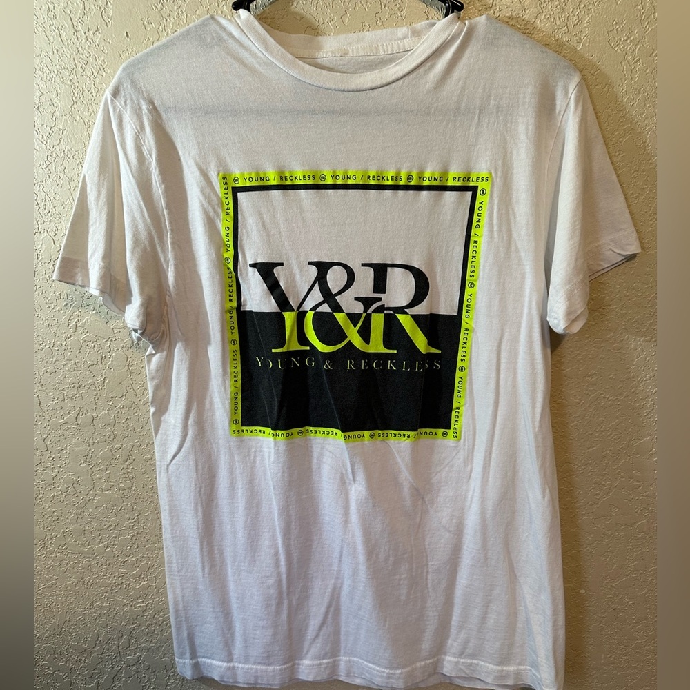 NWOT Young & Reckless Men’s Box Logo Graphic Tee Shirt